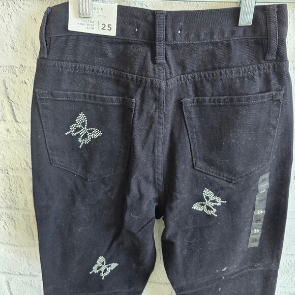 PacSun Women's Black Butterfly Bedazzled High Rise Slim Button Fly Jeans NWT 25 - Picture 5 of 15